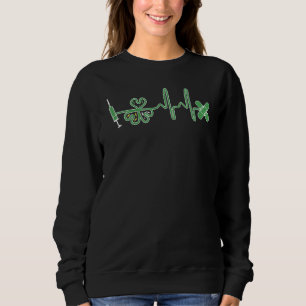 Camiseta Enfermeira Irlandesa Rua Patrick S Day Heartbeat