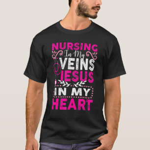 Camiseta Enfermeira nas minhas veias Retro Vintage Amor Enf