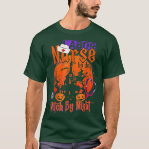 Camiseta Enfermeira Por Dia Bruxa Por Dia de as Bruxas engr