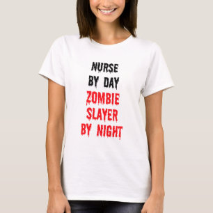 Camiseta Enfermeira por dia Zombie Caçadora por Noite