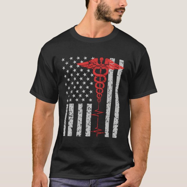 Camiseta Enfermeira Thin Red Line Caduceus Flag Americano (Frente)
