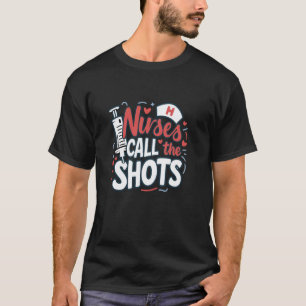 Camiseta Enfermeiras Tomam as Rédeas Citação Divertida Humo