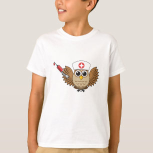 Camiseta Enfermeiro Bonito com Cartoon da Seringa