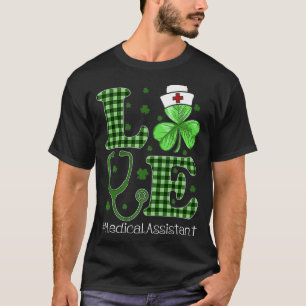 Camiseta Enfermeiro De Dia de São Patrício E Assistente Méd