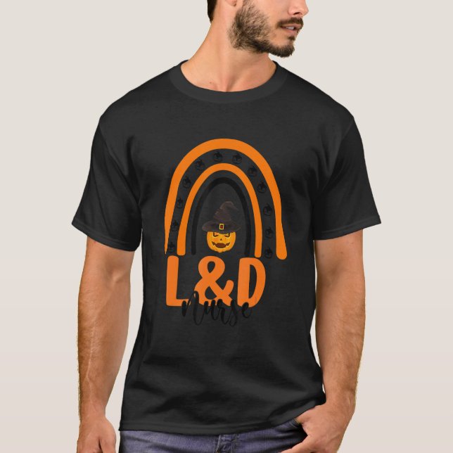 Camiseta Enfermeiro de Trabalho e Entrega L&d Halloween Pum (Frente)