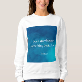 Camiseta Enfoque-se para frente, não tropece no passado