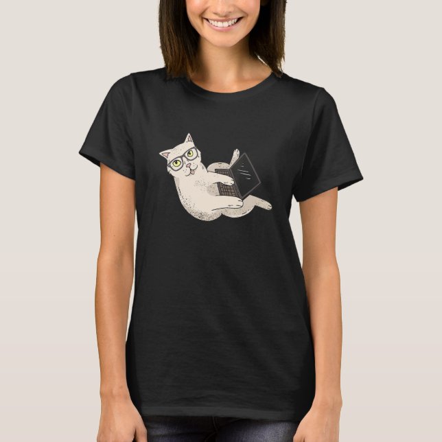 Camiseta Engenheiro profissional de TI para Cat Whperer de  (Frente)