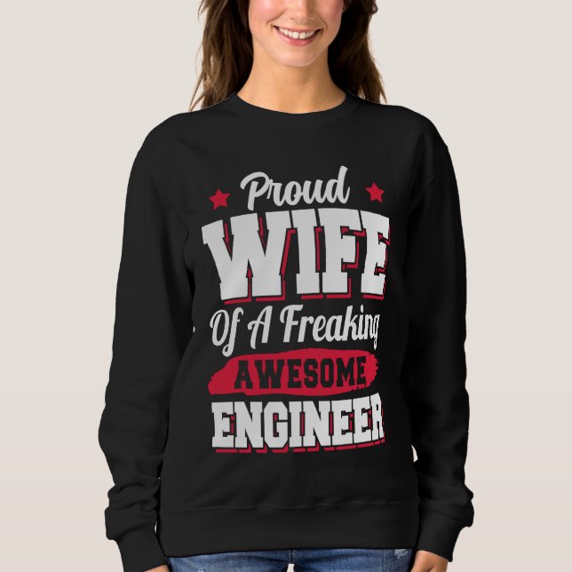 Camiseta Engineering Degreed Engineer Wife (Frente)