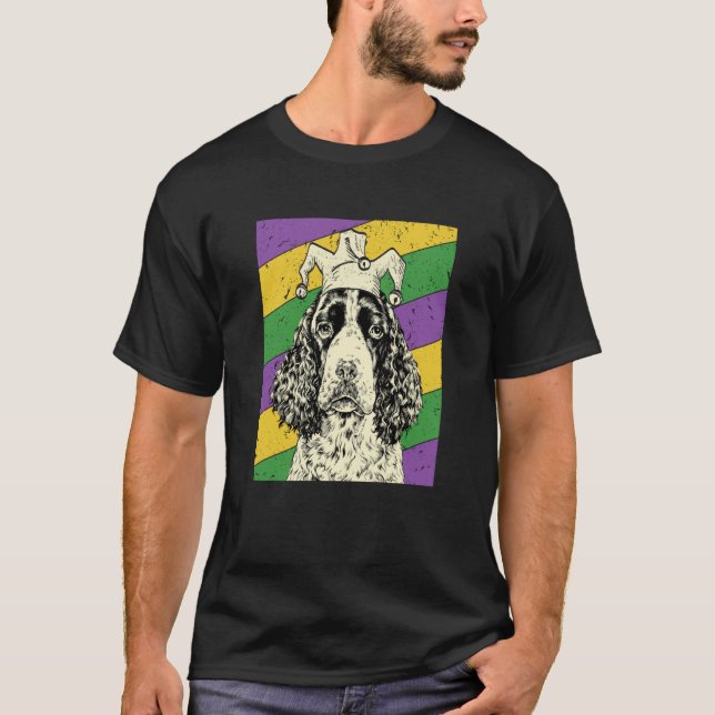 Camiseta English Springer Spaniel Jester Mardi Gras Dog Mom (Frente)
