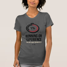 Camiseta engraçada de bateria funcionando com expe