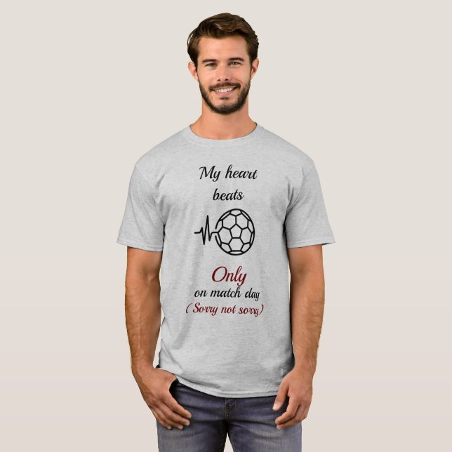 Camiseta engraçada de fã de futebol com desenho de (Frente Completa)