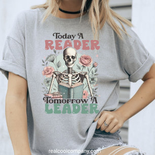 Camiseta engraçada de leitura de esqueleto livresc