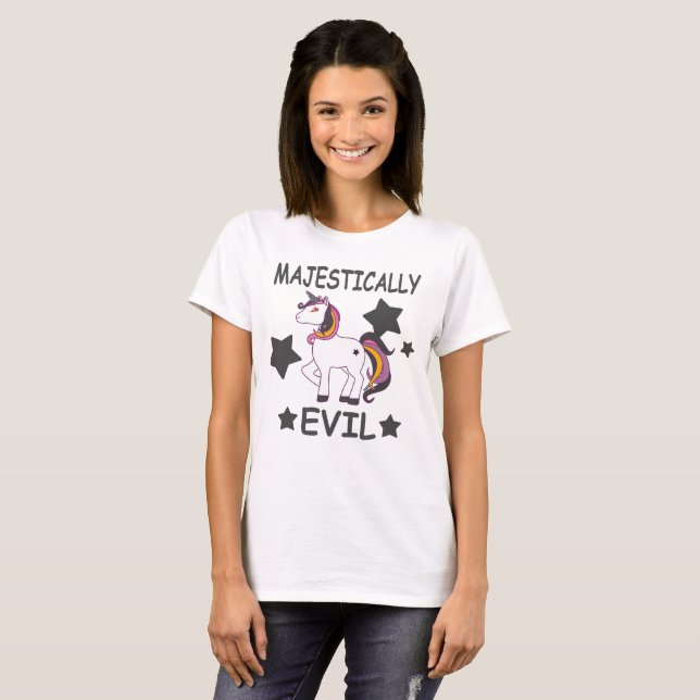 Camiseta Engraçada de Unicórnio Maiesticamente Mau (Frente Completa)