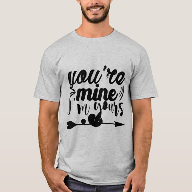 Camiseta engraçada do coelho de Páscoa Beije Meu R (Frente)