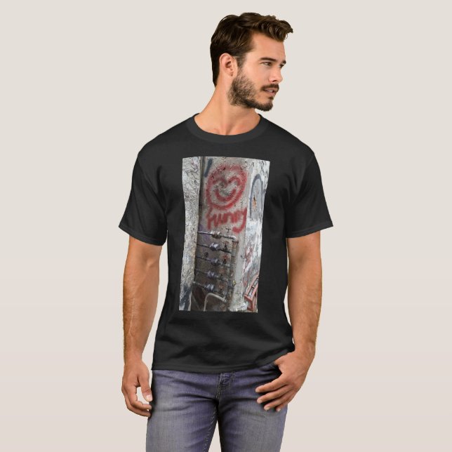 Camiseta engraçada dos grafites (Frente Completa)