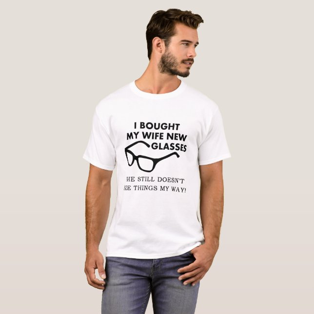 Camiseta Engraçada Nova Óculos Esposa (Frente Completa)