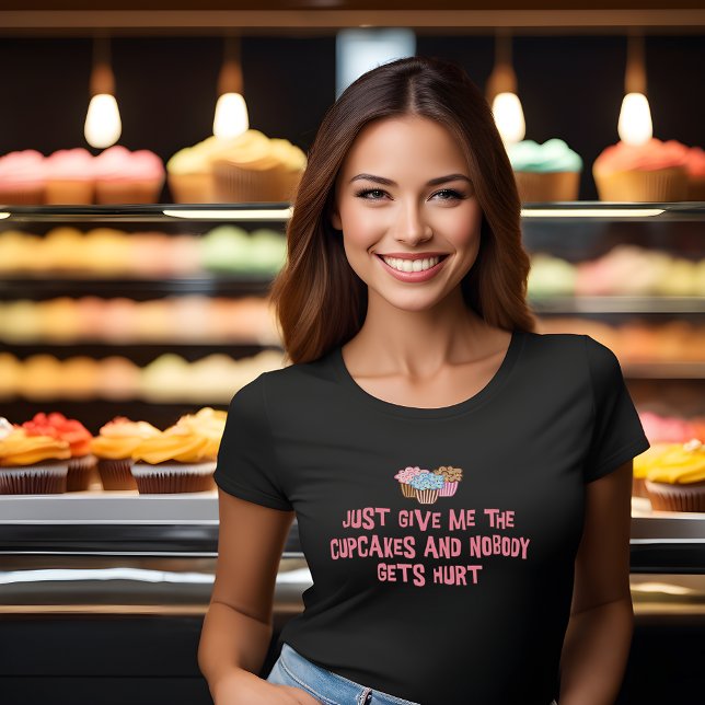 Camiseta engraçada para os Cupcakes (Sweeten Your Style with Cupcake Humor! 🍰)