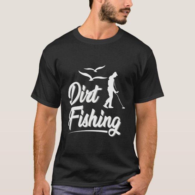 Camiseta Engraçada - Praia Detectora De Metal (Frente)