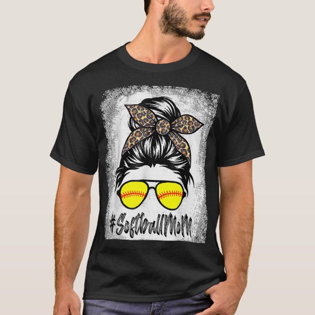 Camiseta Engraçada Sofbolinha A Vida Da Mãe Com Leopardo E  (Frente)