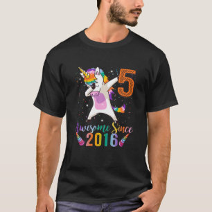Camiseta Engraçado 5 Birthday Incrível Desde 2016 Unicorn D