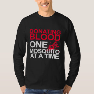 Camiseta Engraçado Acampamento Doando Mosquito Sanguíneo Um