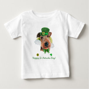 Camiseta Engraçado Airedale Terrier Dourado Dia de São Patr