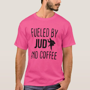 Camiseta Engraçado Alimentado por Judo e Café