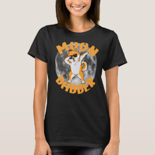 Camiseta Engraçado cão Shiba Inu que dá um belo banho de so