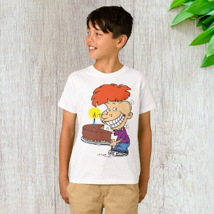 Camiseta Engraçado Cartoon Boy com Bolo de Aniversário de C