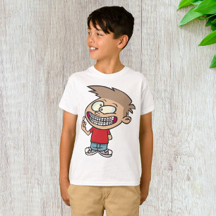 Camiseta Engraçado Cartoon Boy com Sorriso de Braços