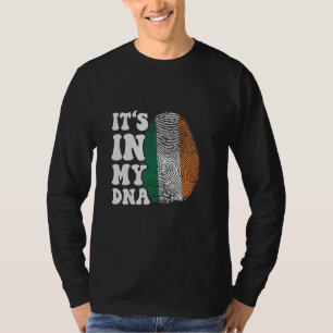 Camiseta Engraçado, está no meu DNA, a bandeira da Irlanda,