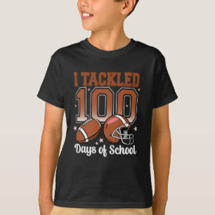Camiseta Engraçado Eu Enfrentei 100 Dias de Futebol Escolar