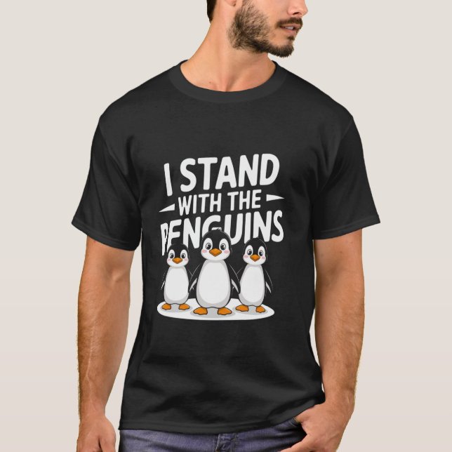 Camiseta Engraçado Eu Fico Com Os Pinguins Resistir Pinguim (Frente)