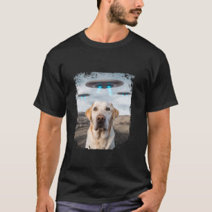 Camiseta Engraçado Labrador Retriever Dog Selfie com OVNI A