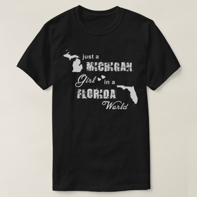 Camiseta Engraçado Michigan é apenas uma garota Michigan na (Frente do Design)