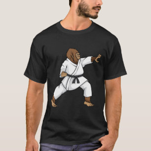 Camiseta Engraçado Ninja Bigfoot Fazendo Karate Com Samurai