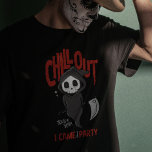 Camiseta Engraçado Sarcástico GrimReaper Figurino de Festa<br><div class="desc">Feliz Dia das Bruxas a todos! Você está pronto para trazer o espírito do Dia das Bruxas? Esse Dia de as Bruxas engraçado Chill Out Eu Vim Para Festejar O Funny Grim Reaper é a melhor maneira de me envolver em Noites de Horror. Vamos celebrar este Dia das Bruxas de...</div>