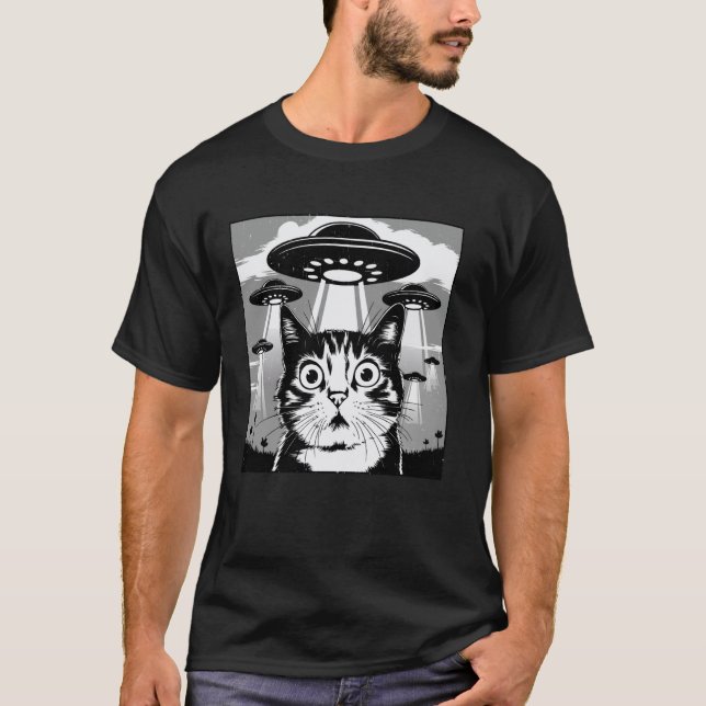 Camiseta Engraçado Sci-Fi, Chocado Invasão de Alienígena de (Frente)
