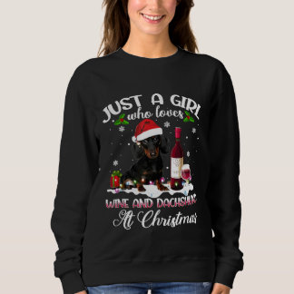 Camiseta Engraçado, Só Uma Menina Que Ama Cristo De Vinho.