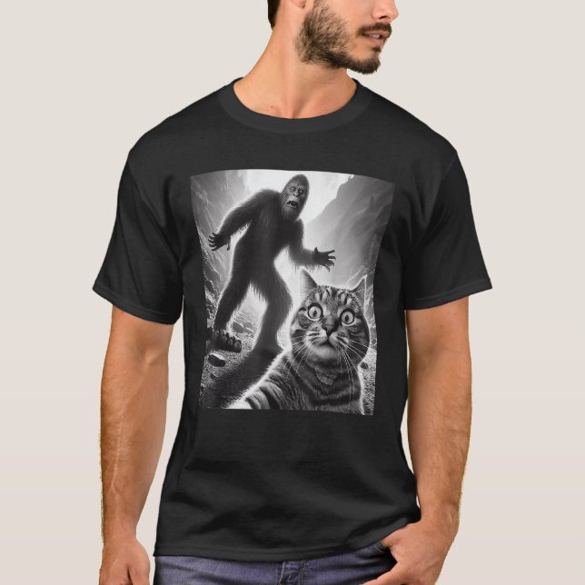 Camiseta Engraçado Surpreendido Gato Assustado Selfie Com S (Frente)