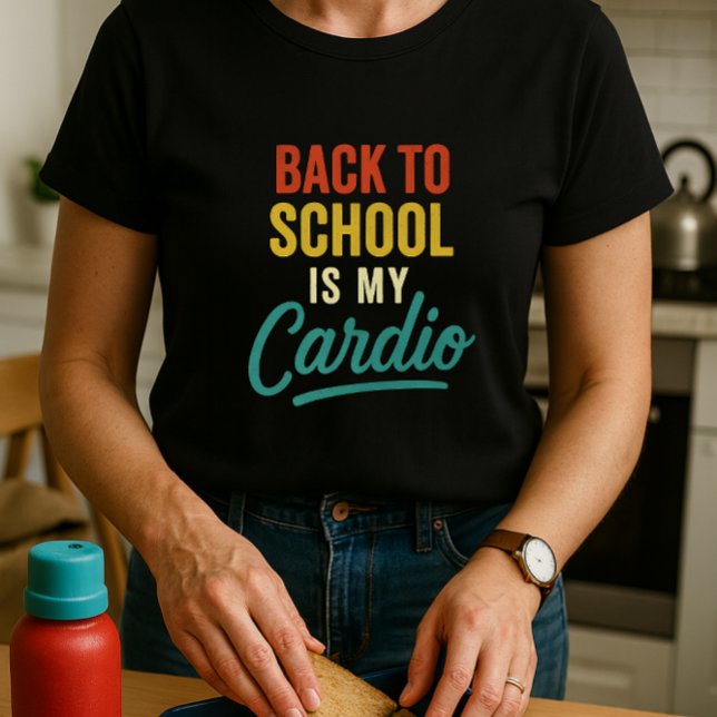 Camiseta Engraçado voltar à escola é meu pai de Cardio (Criador carregado)