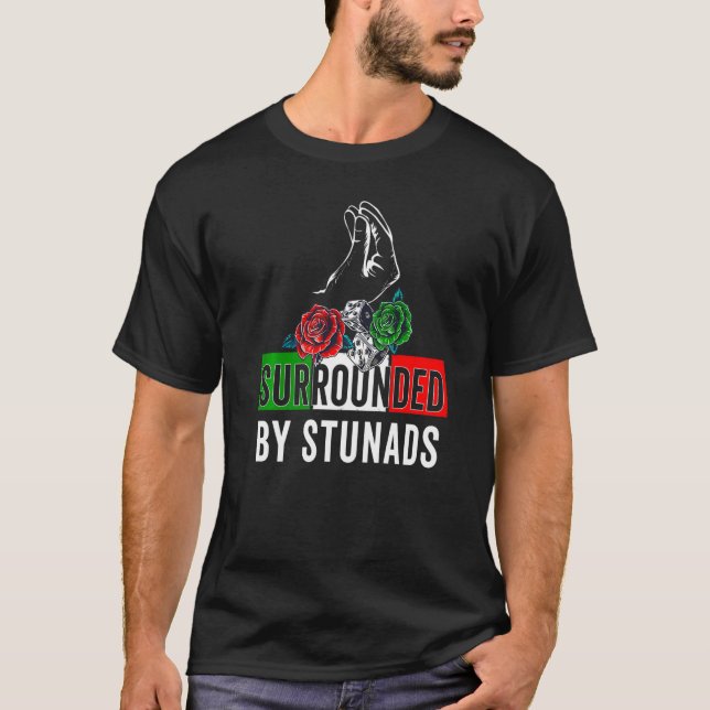 Camiseta Engraçados Italianos Envolvidos Por Stunads Itália (Frente)