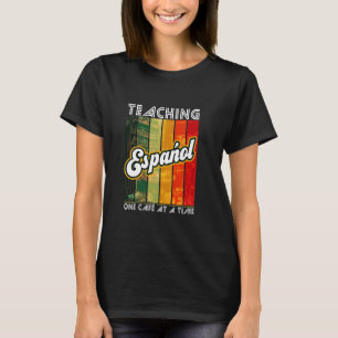 Camiseta Ensinando Espanhol Um Café De Cada Vez, Espanhol D