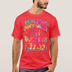Camiseta Ensinando Kinder Na Segunda-Feira 2222 De Fevereir