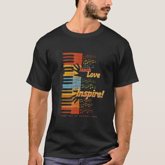 Camiseta Ensinar Amor (Frente)