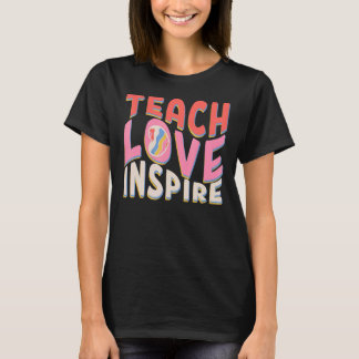 Camiseta Ensinar Amor inspira Professora Retrorista Profess