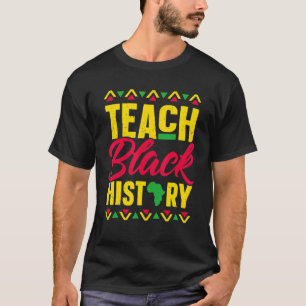 Camiseta Ensinar História Negra de Professores de Magia Neg