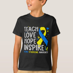 Camiseta Ensine amor inspire conscientização sobre síndrome