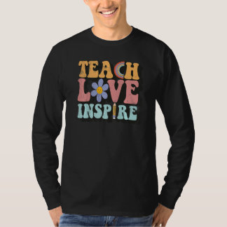 Camiseta Ensine Amor Inspire Retro Groovy Professor Mulhere