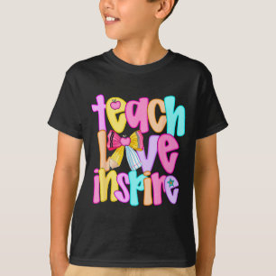 Camiseta Ensine Amor Insre Preppy Professor Volta às Aulas